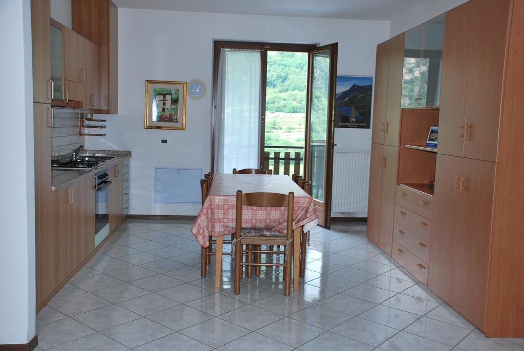 Appartamenti Stanga Ivo Tenno Pokoj fotografie
